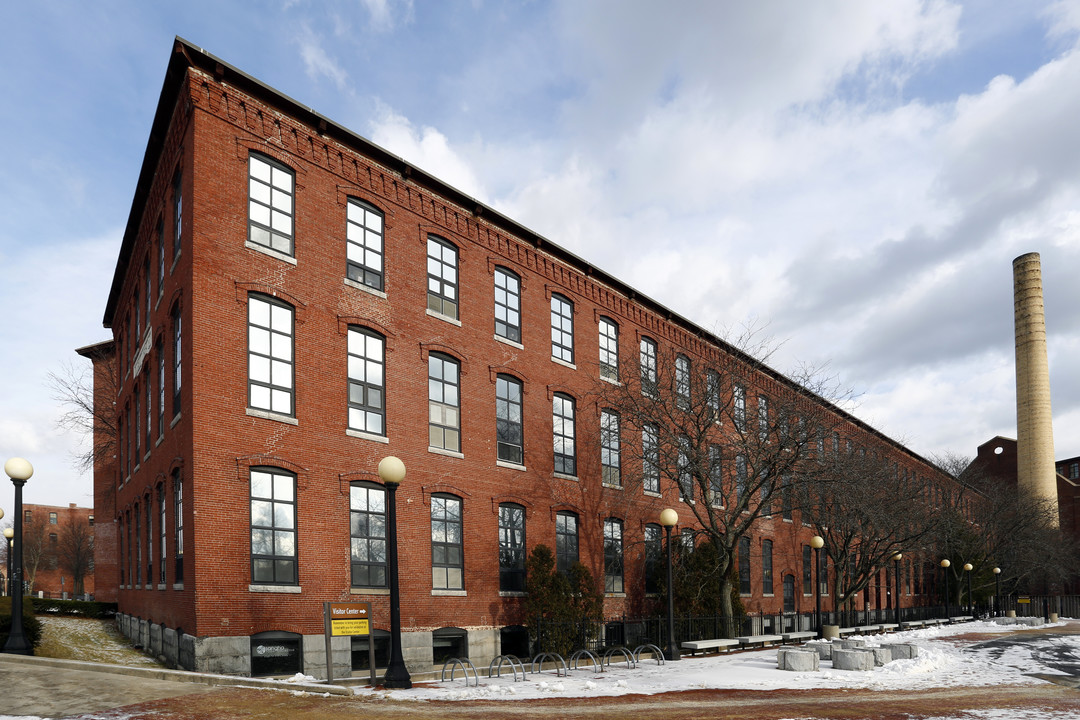 Market Mill Apartments in Lowell, MA - Building Photo