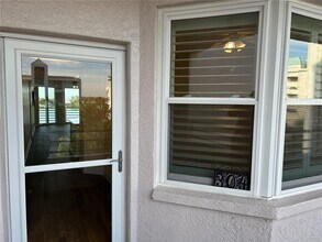 8000 Sailboat Key Blvd S in St Pete Beach, FL - Foto de edificio - Building Photo