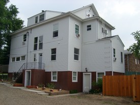 2103 E Rosser Ave Apartments