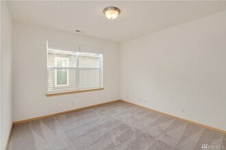 17508 14th Dr SE in Bothell, WA - Building Photo - Building Photo