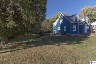 307 Central Ave in Vine Grove, KY - Building Photo - Building Photo