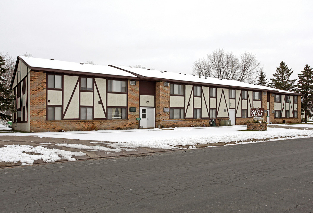 Maria Villa in Buffalo, MN - Building Photo