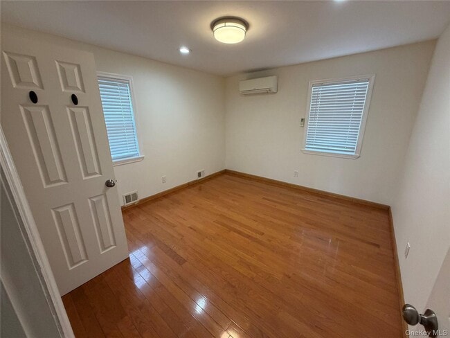 83-11 169th St in Queens, NY - Building Photo - Building Photo