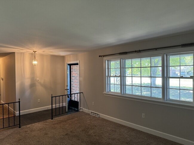 7238 Bellspring Dr in Mechanicsville, VA - Building Photo - Building Photo