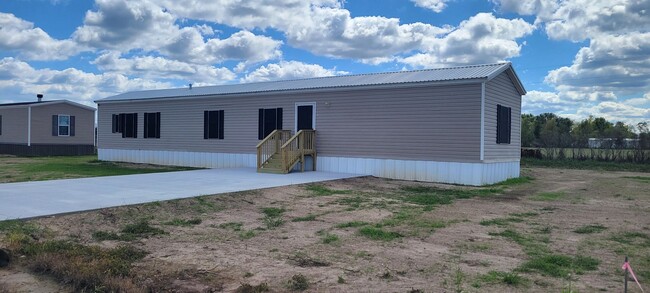property at 184 Harvey Rd