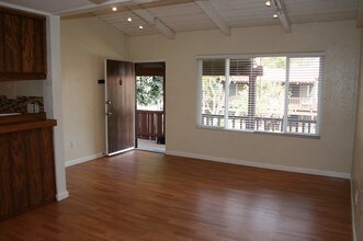 1000 W MacArthur Blvd, Unit 68 in Santa Ana, CA - Building Photo - Building Photo