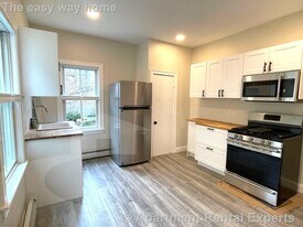 26 Kenwood St, Unit #1 in Cambridge, MA - Building Photo