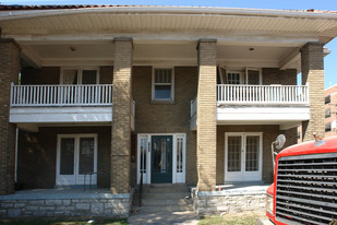 1033 S Limestone Apartments