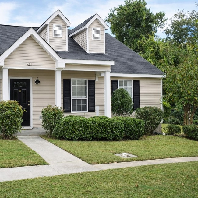 property at 937 Laurel Oak Ct