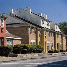 Dorado Village in Philadelphia, PA - Building Photo