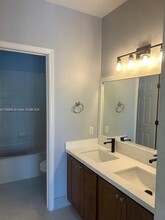 3181 Laurel Ridge Cir in Riviera Beach, FL - Building Photo - Building Photo