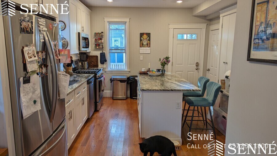 120 Pearson Rd in Somerville, MA - Building Photo