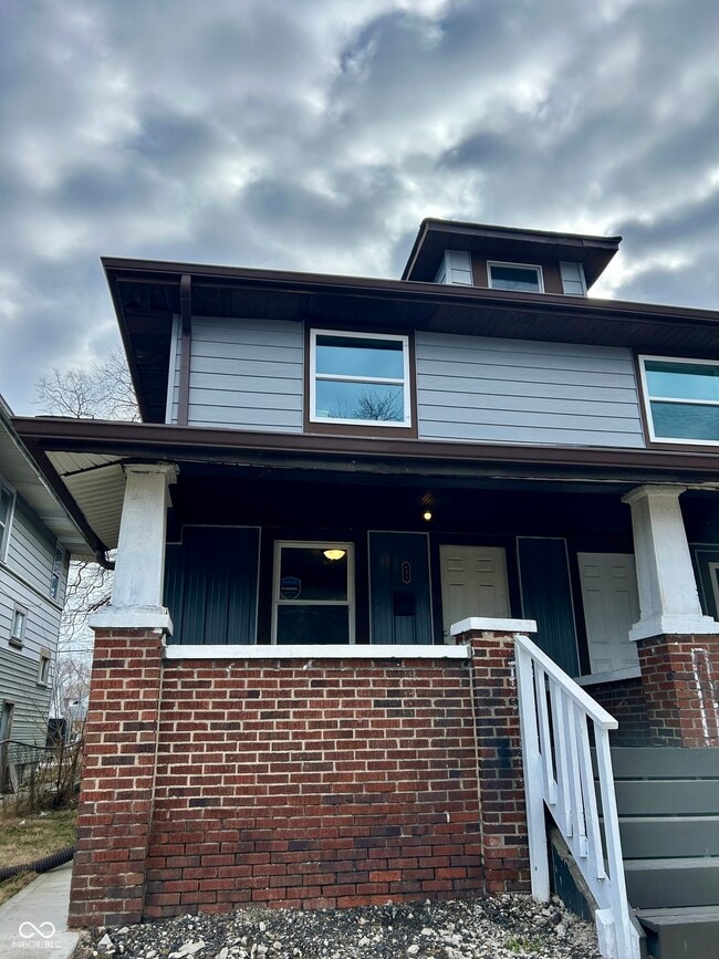 property at 431 N Oakland Ave