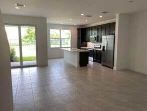 1857 Spoonbill Ct in Deerfield Beach, FL - Building Photo - Building Photo