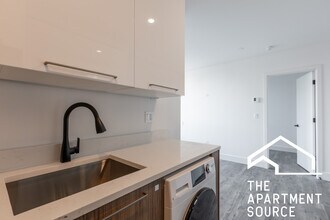 941 W Carmen Ave in Chicago, IL - Building Photo - Building Photo