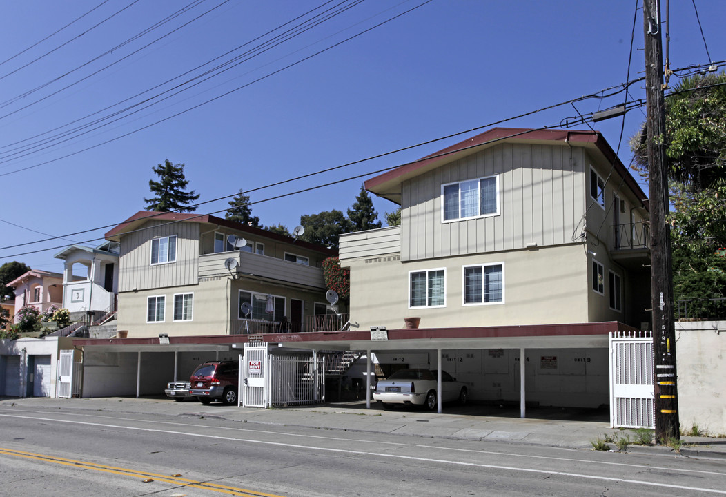 Fruitvale Gardens in Oakland, CA - Building Photo