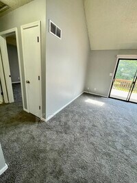 8939 Armstrong Ave photo'