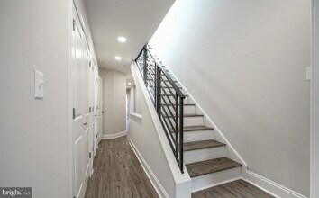 1702 N Gratz St in Philadelphia, PA - Foto de edificio - Building Photo