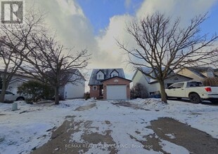 662 Elgin St N in Cambridge, ON - Building Photo - Building Photo