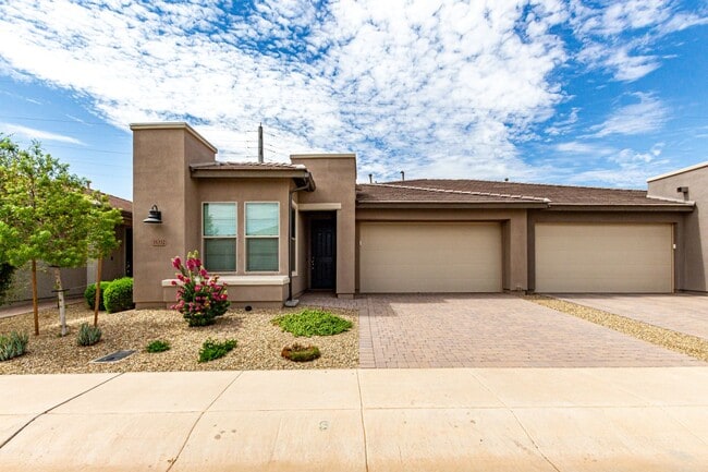 property at 35332 N Sunset Trail