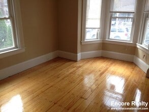 23 Highgate St, Unit 3 in Boston, MA - Building Photo - Building Photo