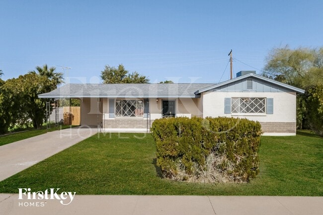 property at 2030 E Aspen Ave