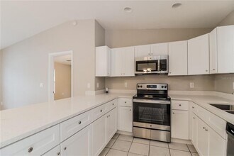 136 E Grace St in DeLand, FL - Foto de edificio - Building Photo