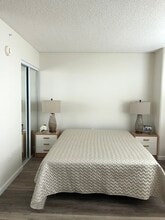 1314 Kalakaua Ave in Honolulu, HI - Foto de edificio - Building Photo