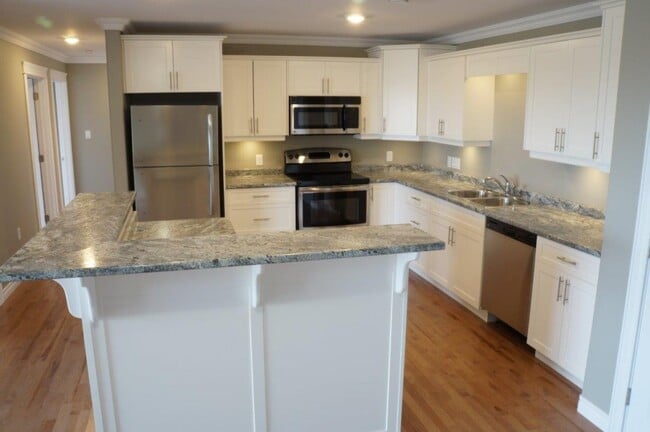 15 Cuffman St in Fredericton, NB - Building Photo - Building Photo