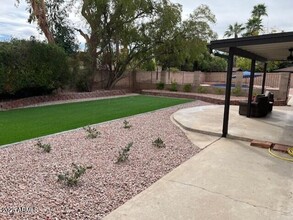 601 E Forest Hills Dr in Phoenix, AZ - Building Photo - Building Photo