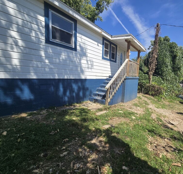 510 Hill St NW in Lenoir, NC - Building Photo