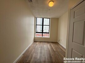 81 Essex St, Unit 82 in Boston, MA - Building Photo