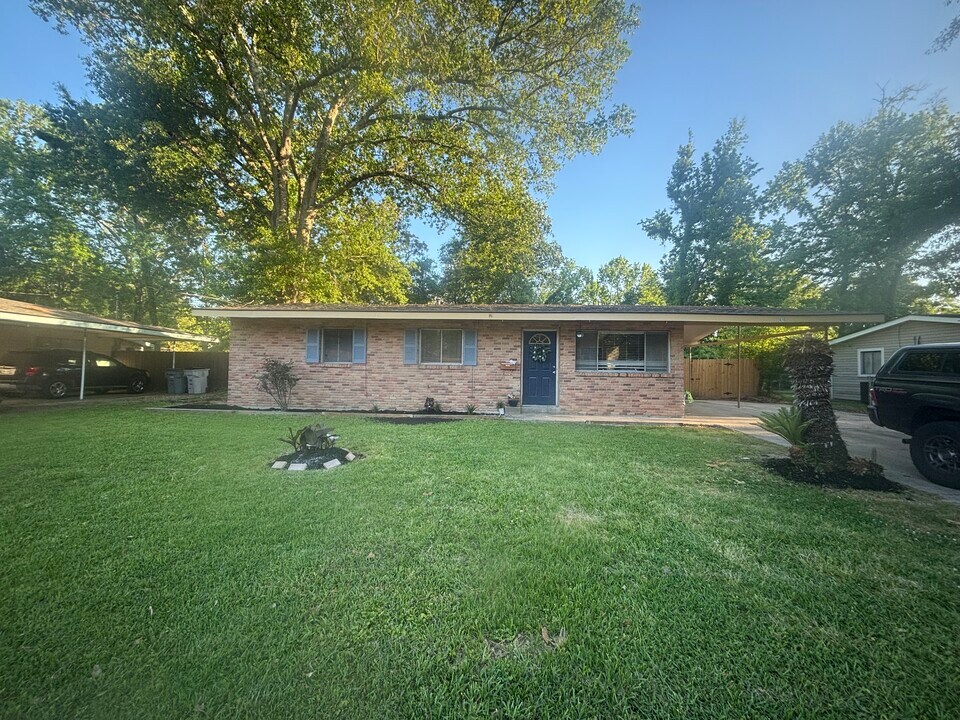 3610 Grant St in Baker, LA - Building Photo