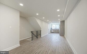1702 N Gratz St in Philadelphia, PA - Building Photo