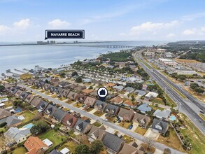 1949 Mooring Dr in Navarre, FL - Building Photo - Building Photo