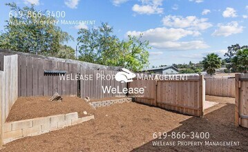 8937 Fair Ln in Lakeside, CA - Foto de edificio - Building Photo