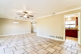 1940 Ripon Dr in Clearwater, FL - Building Photo - Building Photo