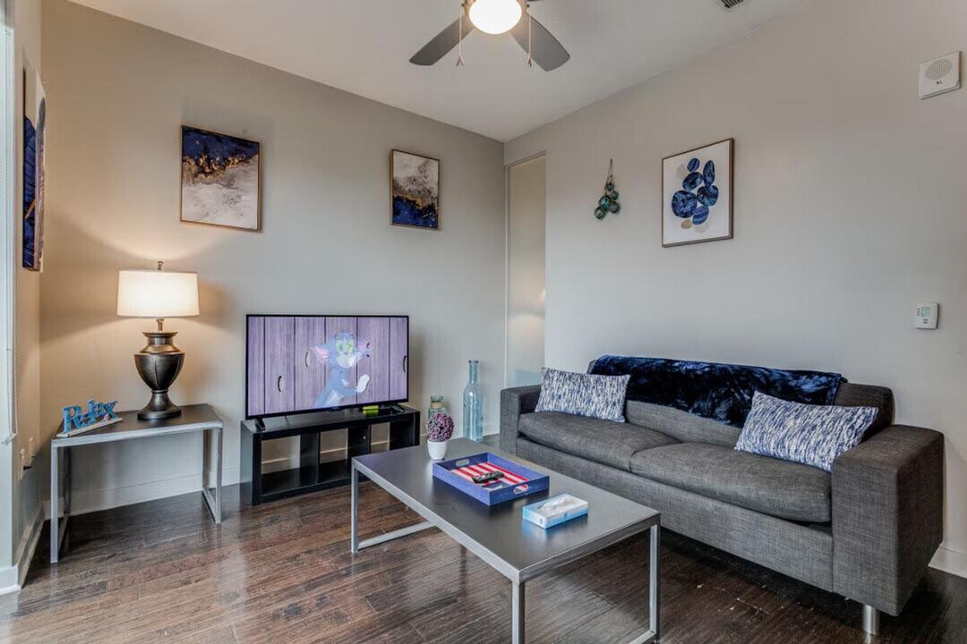 3700 McKinney Ave-Unit -ID1035192P in Dallas, TX - Building Photo