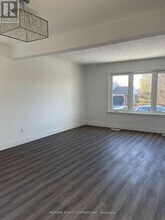 83 Cornwallis Dr in Toronto, ON - Building Photo - Building Photo