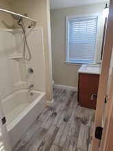 435 Walnut St in Saugus, MA - Foto de edificio - Building Photo