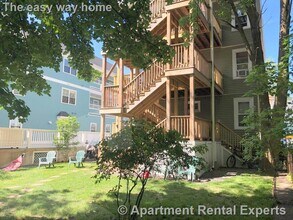 102 Morrison Ave, Unit 2 in Somerville, MA - Foto de edificio - Building Photo