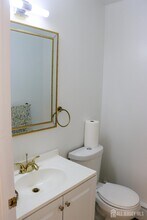 12 Sheffield Ct in East Brunswick, NJ - Building Photo - Building Photo