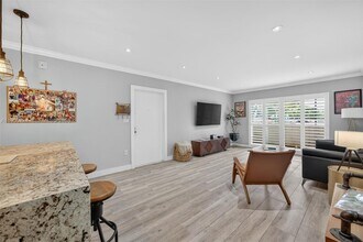 7929 SW 104th St in Miami, FL - Building Photo - Building Photo