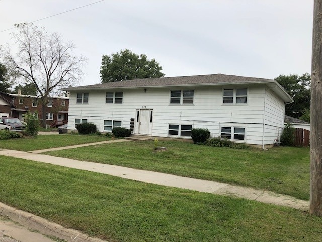 125 Western Ave in Waterloo, IA - Building Photo