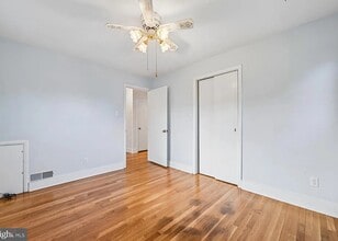 22502 SE 267th St in Maple Valley, WA - Foto de edificio - Building Photo