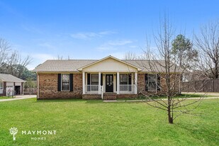 438 Pine Grove Rd in Madison, AL - Building Photo