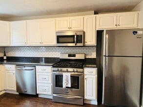 1402 Sherman Ave in Pittsburgh, PA - Building Photo - Building Photo