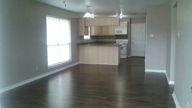 109 Obrien Ct in Weatherford, TX - Building Photo - Building Photo