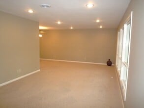 1023 Falcon Dr in Columbia, MO - Building Photo - Building Photo