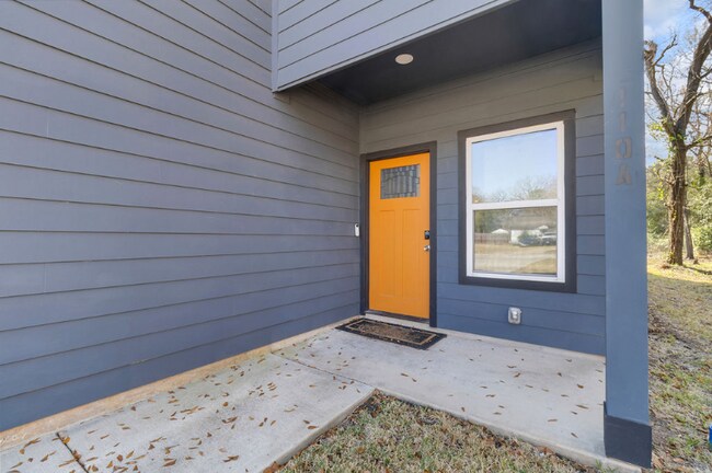 110 Turner St in Conroe, TX - Building Photo - Building Photo